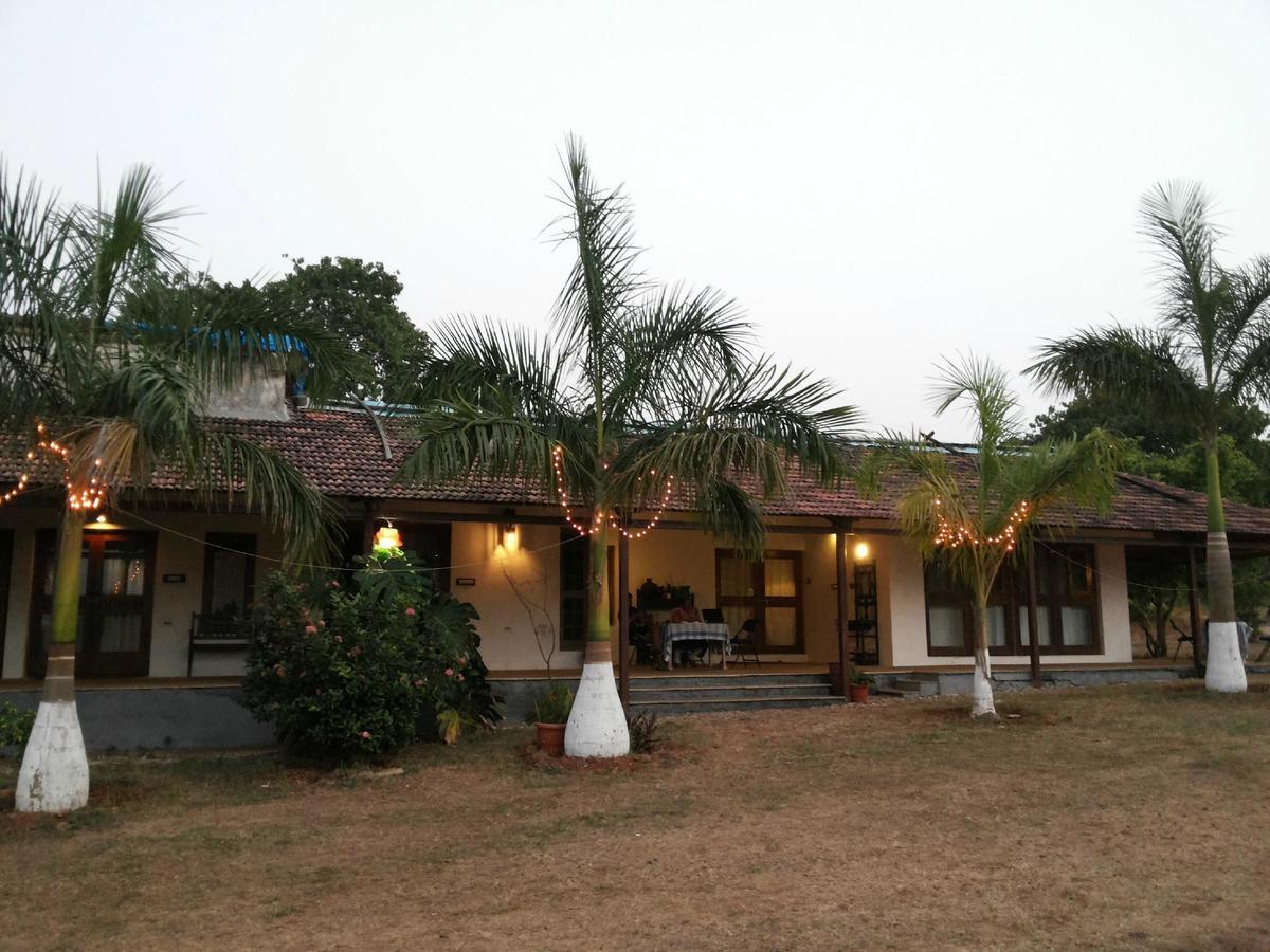 V Resorts Mahua Bagh Murud Nāndgaon Kültér fotó
