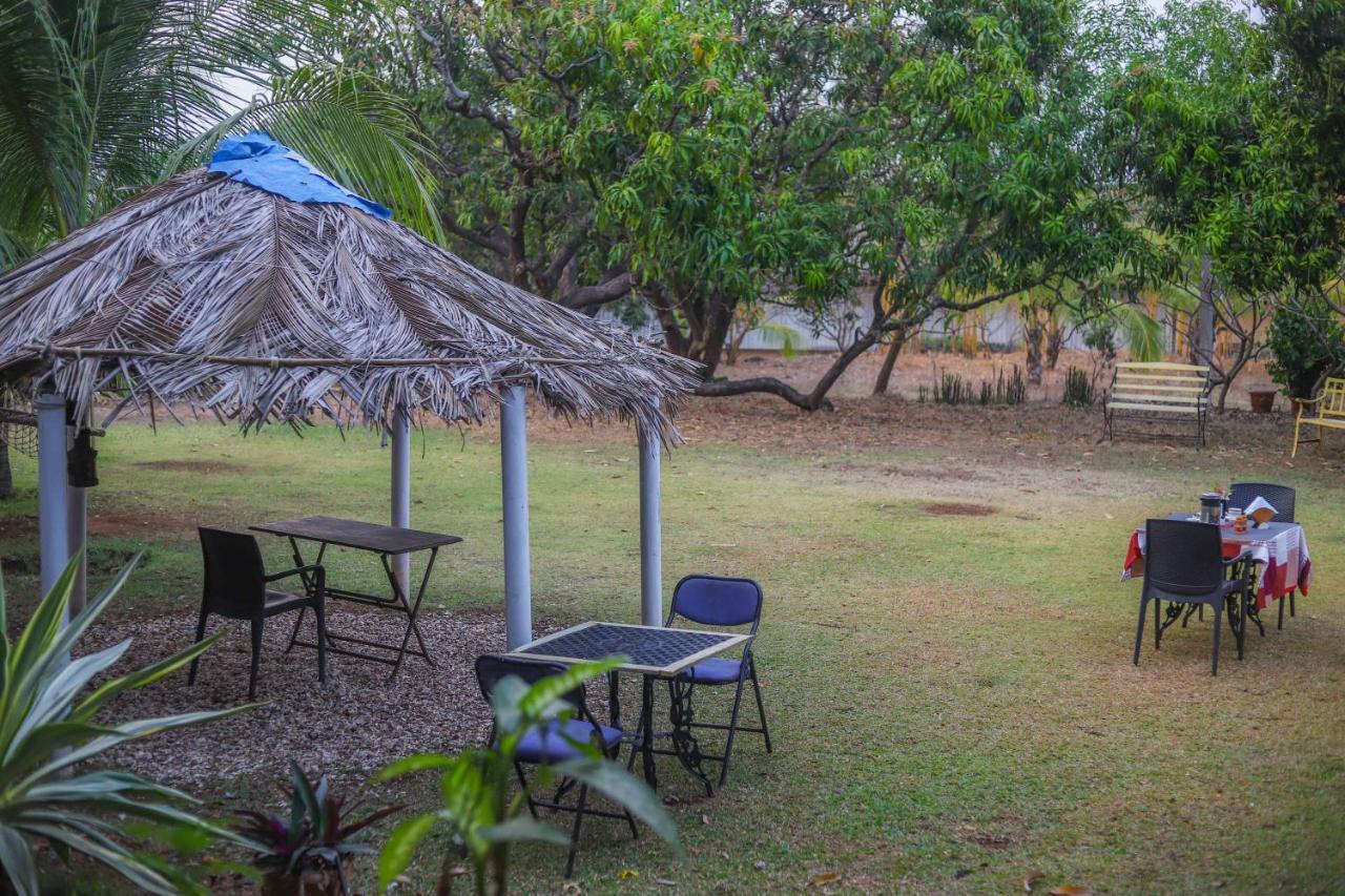 V Resorts Mahua Bagh Murud Nāndgaon Kültér fotó