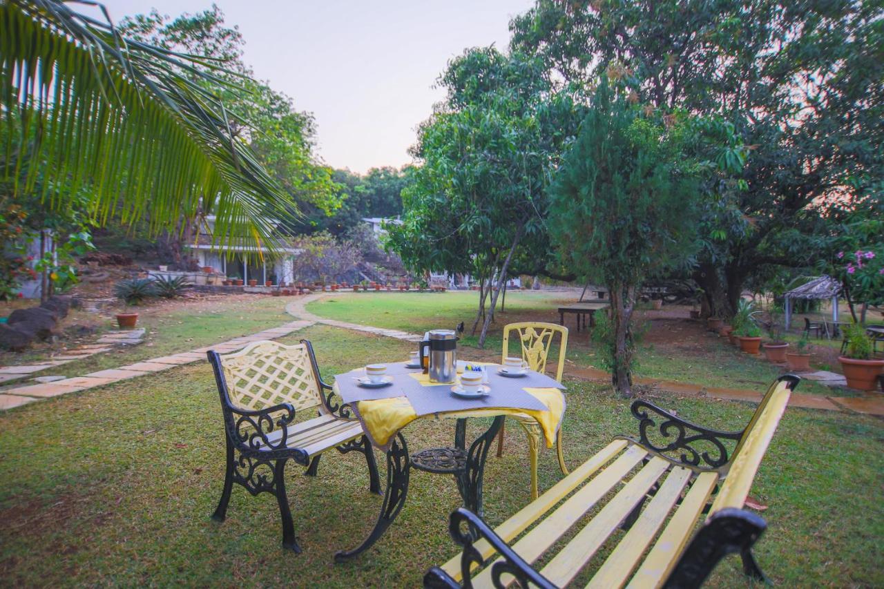 V Resorts Mahua Bagh Murud Nāndgaon Kültér fotó