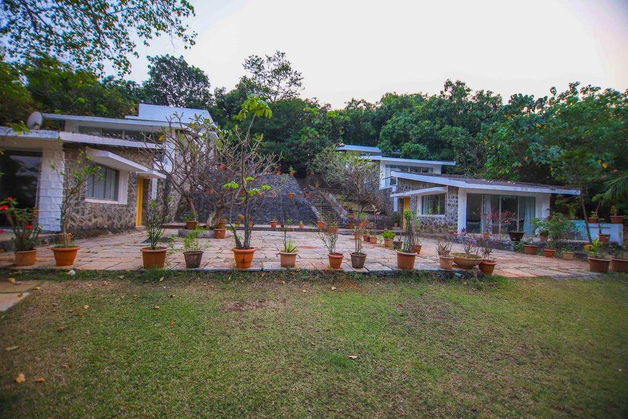 V Resorts Mahua Bagh Murud Nāndgaon Kültér fotó