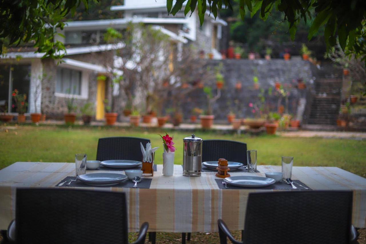 V Resorts Mahua Bagh Murud Nāndgaon Kültér fotó