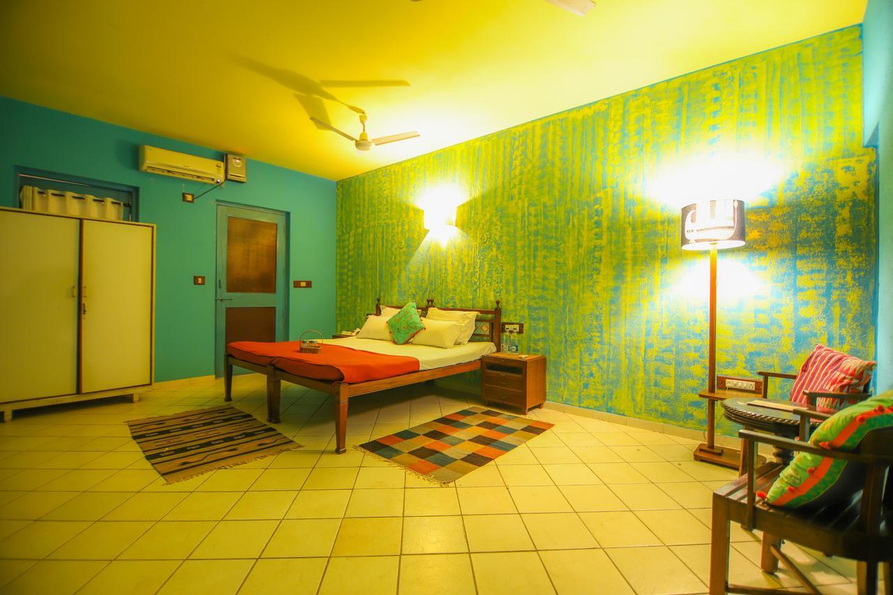 V Resorts Mahua Bagh Murud Nāndgaon Kültér fotó
