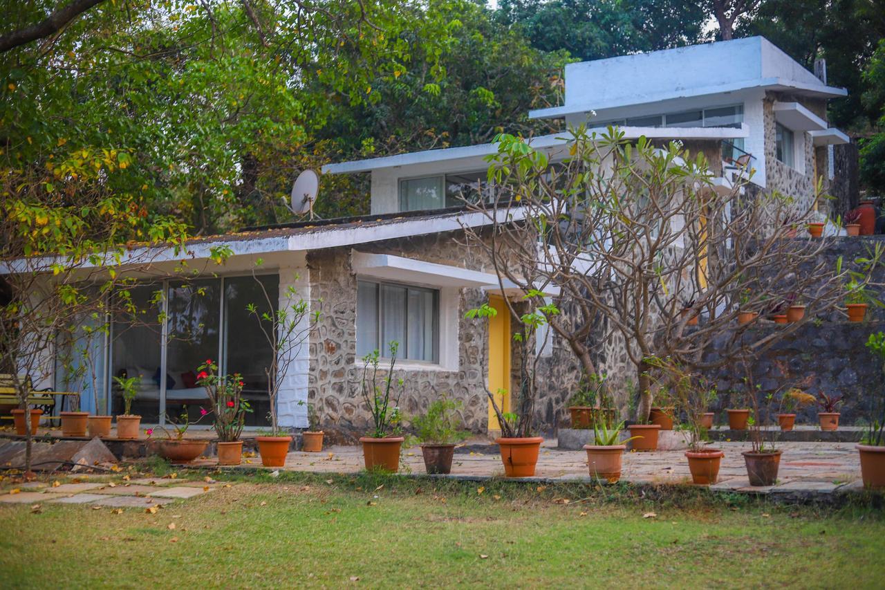 V Resorts Mahua Bagh Murud Nāndgaon Kültér fotó