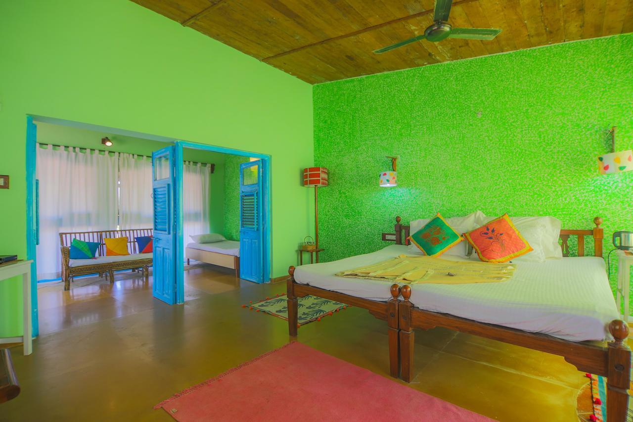 V Resorts Mahua Bagh Murud Nāndgaon Kültér fotó